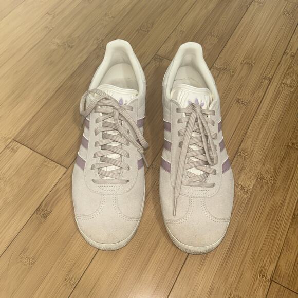 Adidas Gazelle Beige Sneakers W/Purple Stripes Streetwear Skater Casual Sz 7 - Picture 2 of 6